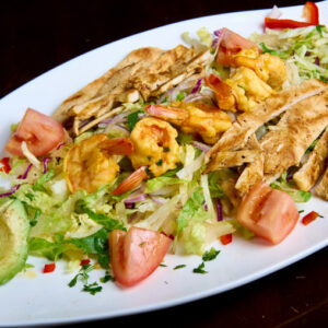 ENSALADA MIXTA POLLO CAMARON