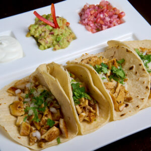 TACOS DE POLLO